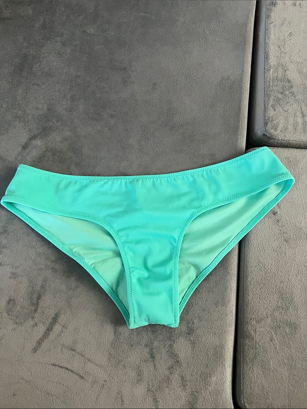 Victoria’s Secret Women’s Hipster Bikini Bottom